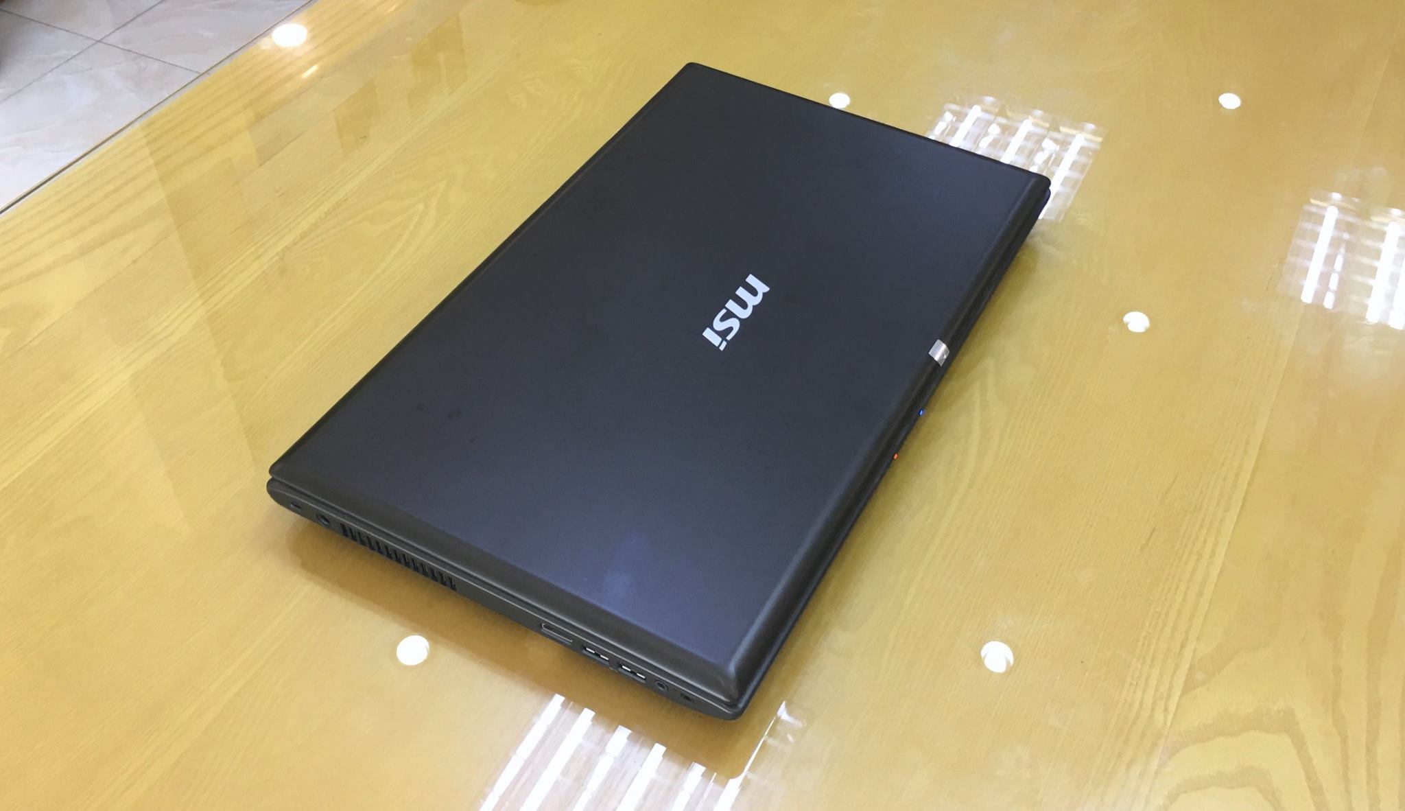 Laptop MSI CX61 2PF-6.jpg